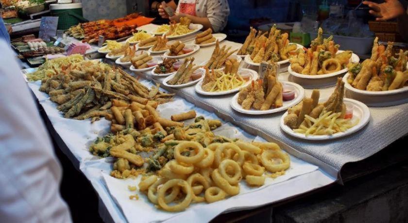 Croissant Hotel And Cafe Csiangraj Kültér fotó